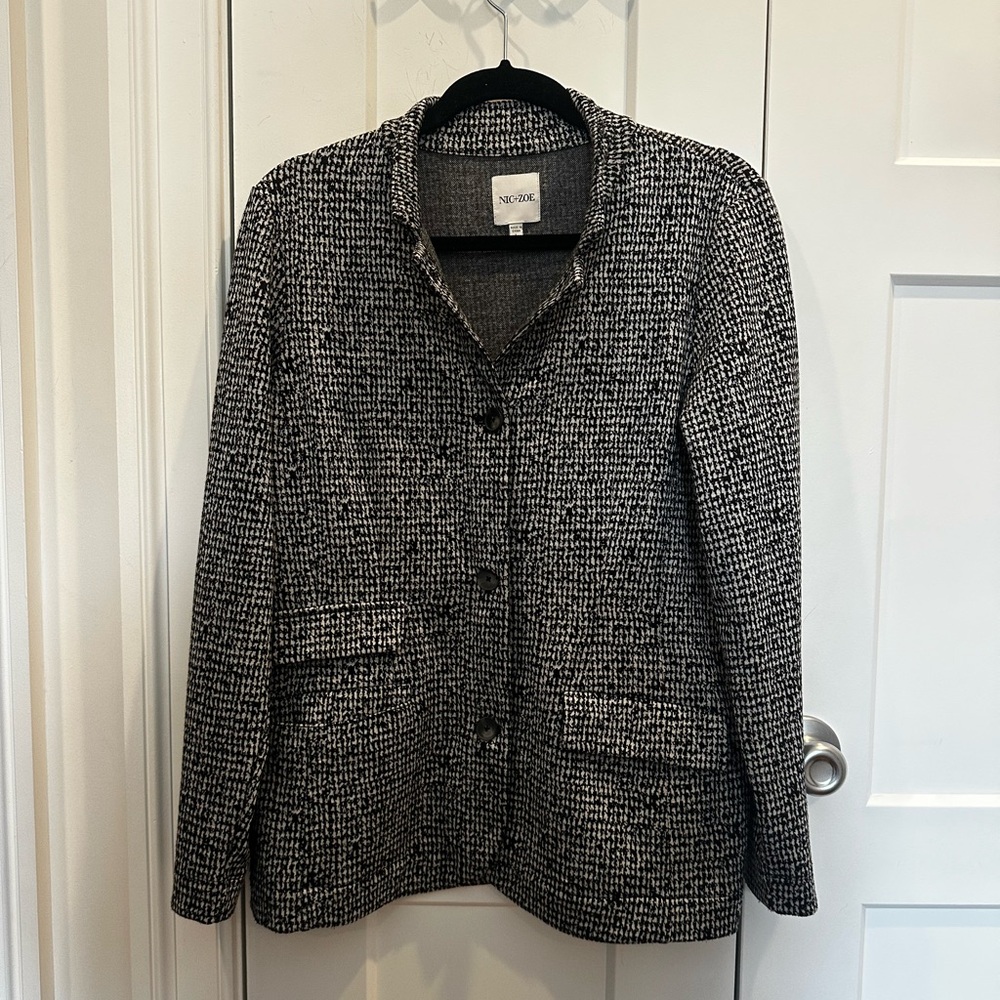 Nic + Zoe soft knit blazer size L